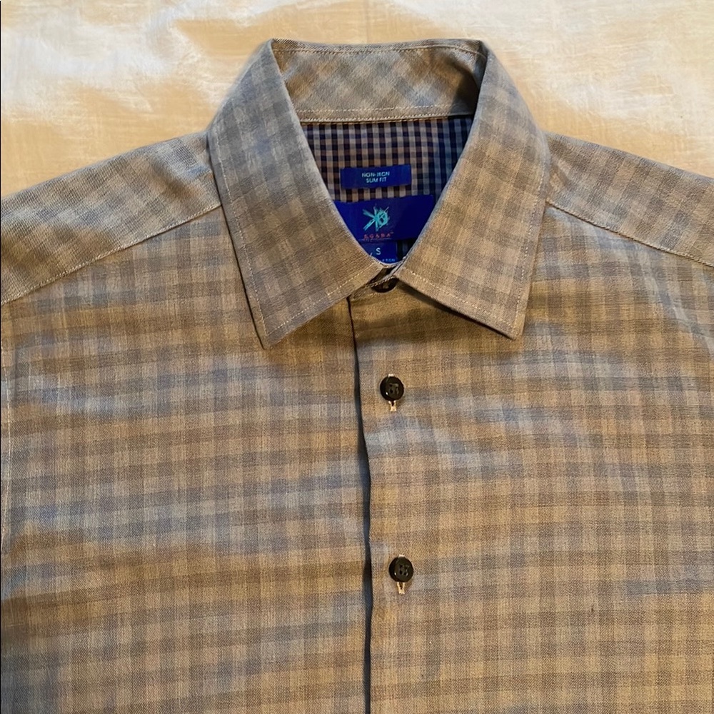 Men's Gray Checkered Shirt by Egara. Size S.